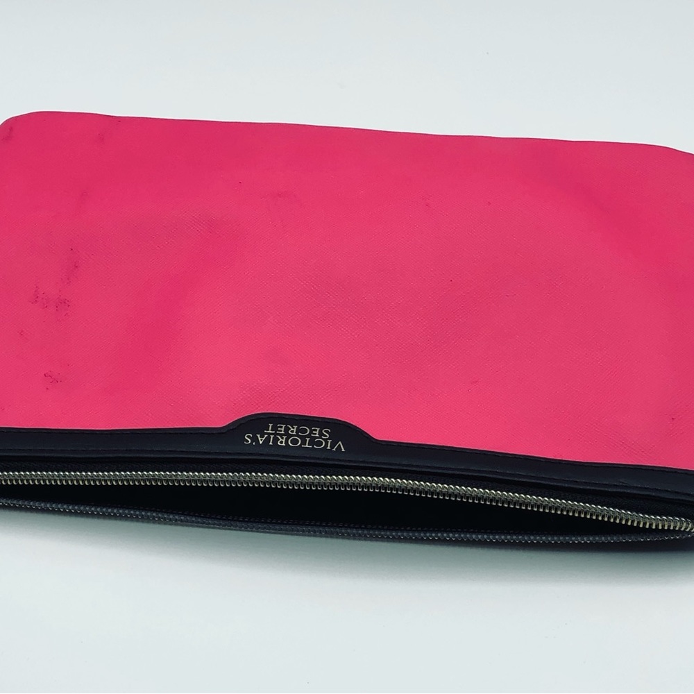 Victoria’s Secret hot pink pouch tote
